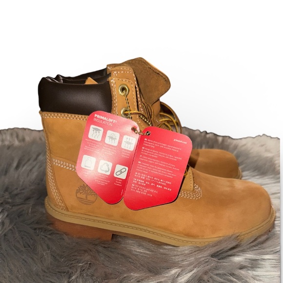 Timberland premium 6 in. Waterproof boot in wheat nubuck. Size 5.5 - Picture 3 of 11